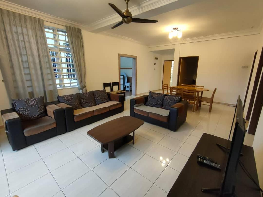 Homstay คาเมรอนไฮแลนด์ ภายนอก รูปภาพ